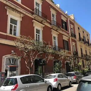 The Nest , Bari Italia