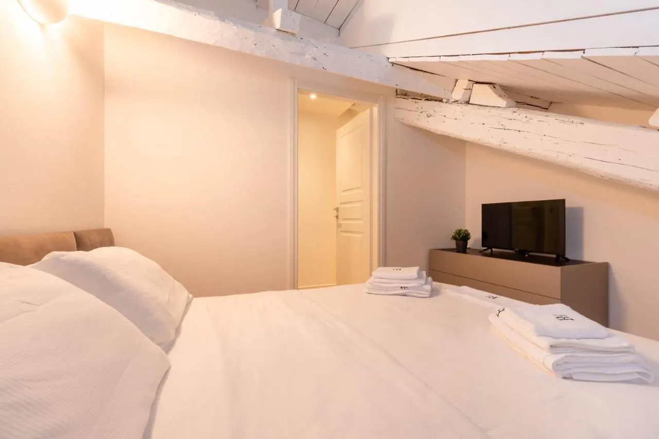 Brera Flat Near Duomo Apartment Milan